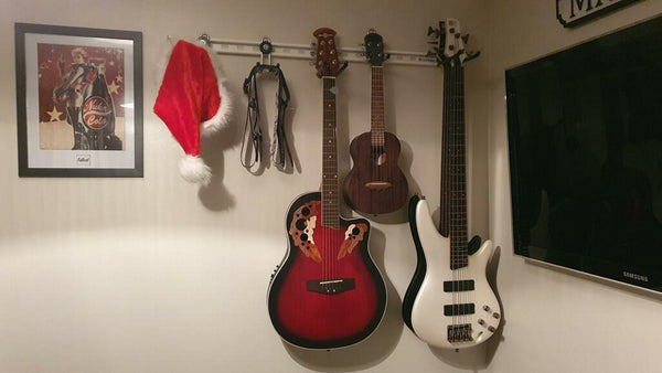 Guitar wall mount - wall mounting guitar racks