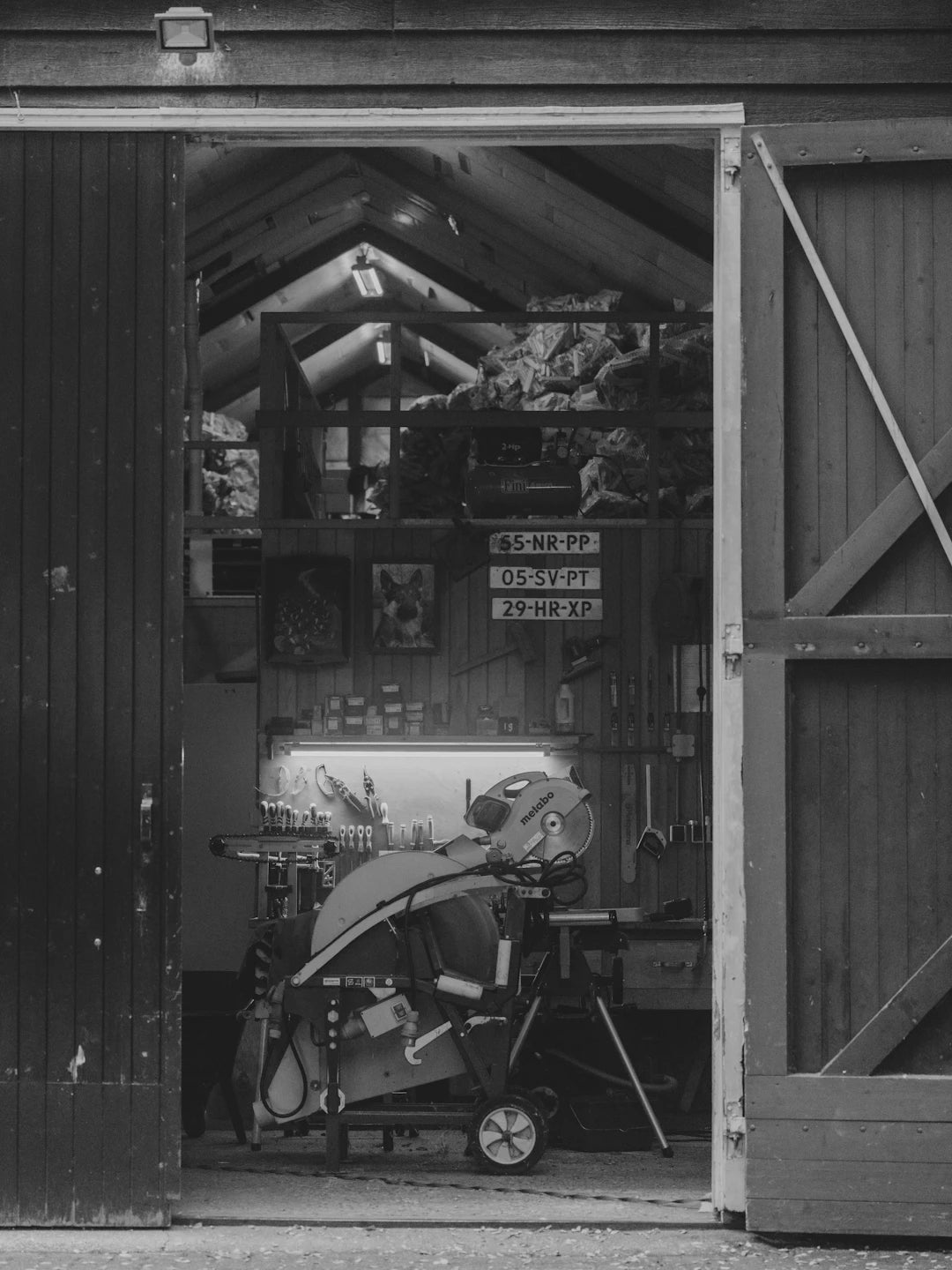Effortlessly Organize Your Shed A Ultimate Guide