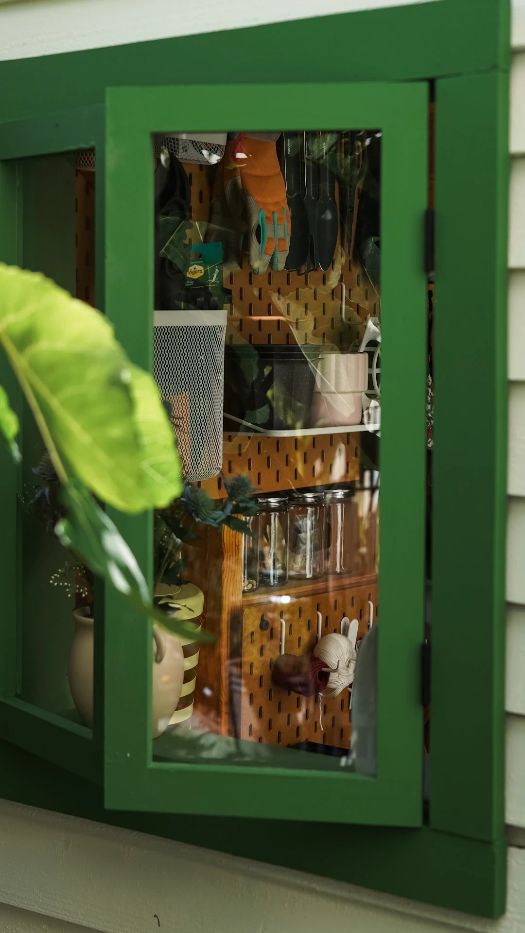 Creative DIY Garden Tool Storage Ideas for Small Spaces