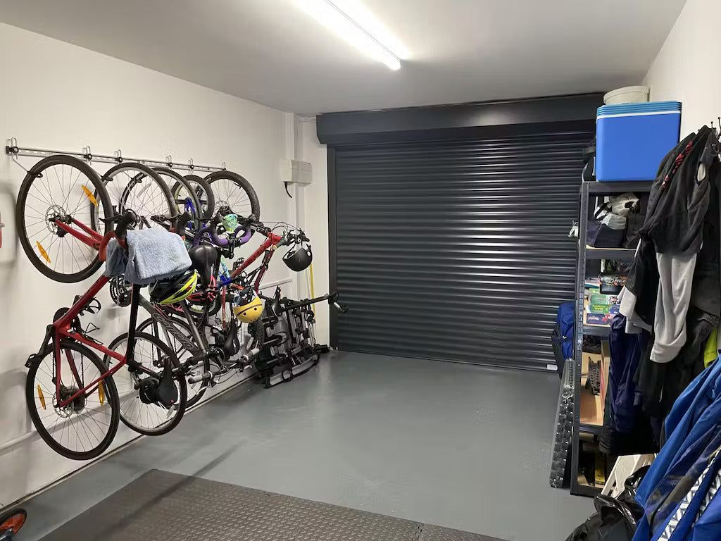 Garage bike storage for 5 bikes